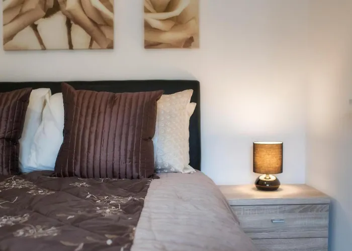 1 Bed In Harrogate Oc-hh071